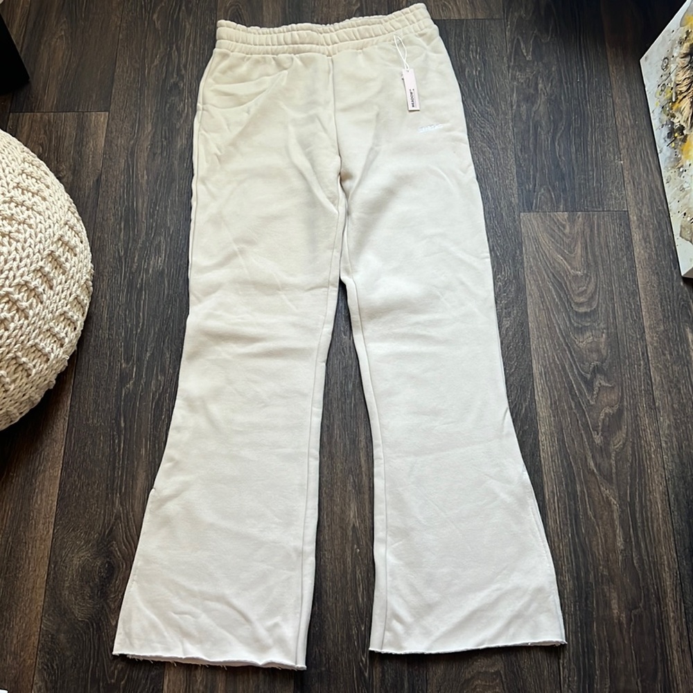 Meadow Cream Sweats